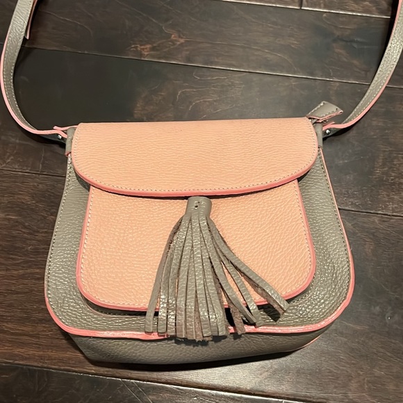 Cuir Rose pebbled leather pink and gray shoulder bag EUC - Picture 2 of 12